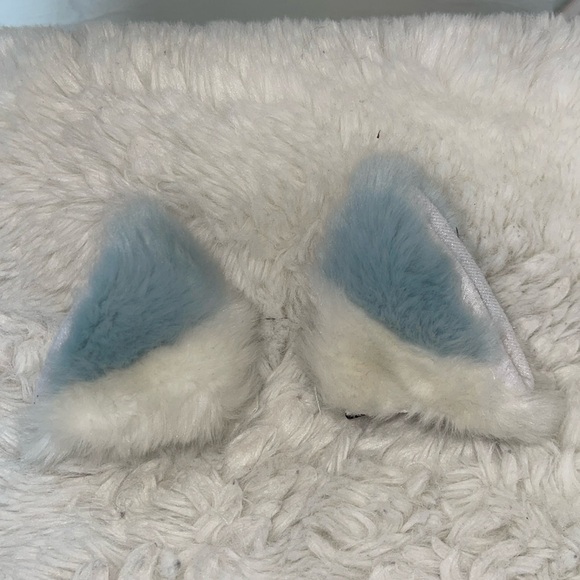 Cat / fox ears as hair clips unisex warn once no damage plush style - Picture 1 of 5